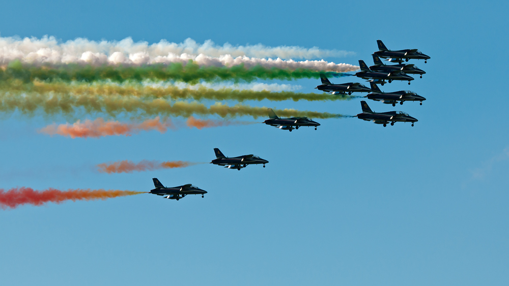 119_Kecskemet_Air Show_Frecce Tricolori na Aermacchi MB-339 PAN.jpg